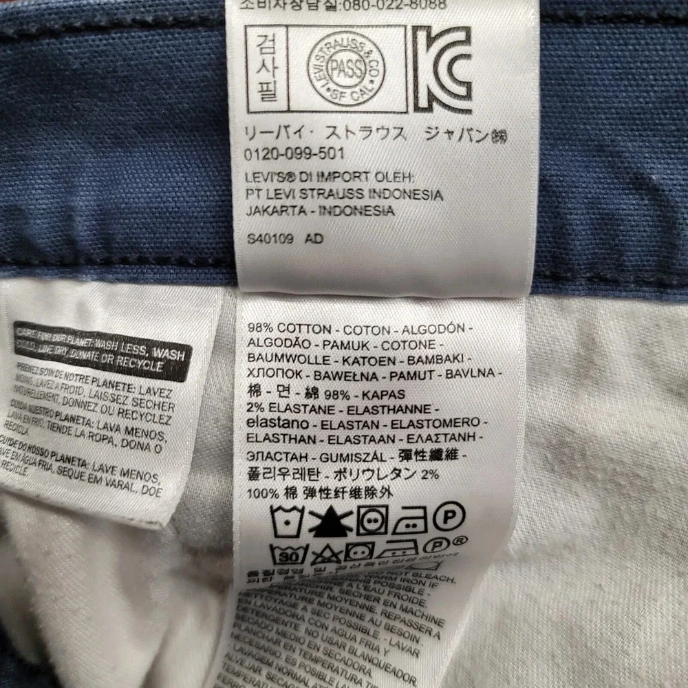 Levis Shorts Mens 34 Blue‎ Chino Outdoors Casual Skateboarding Flat Front